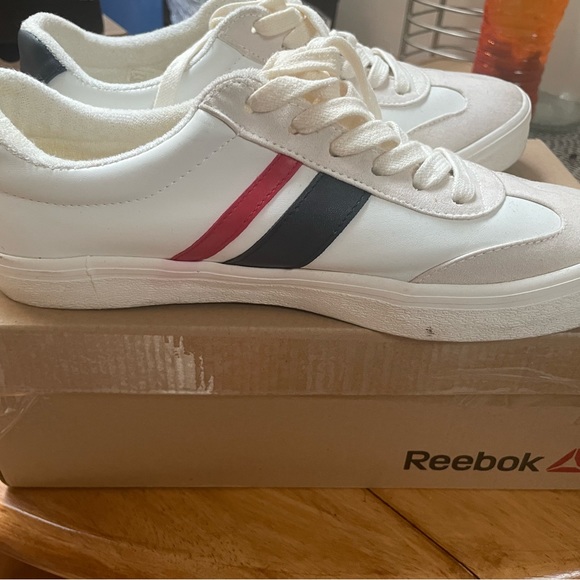 ASOS white shoes, NWOT, great condition, size 9/40 - Picture 3 of 3